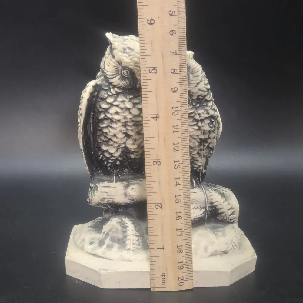 HUGGING OWLS - Vintage 70s-80s Beige & Black 2 Great Horned Statue Figurine